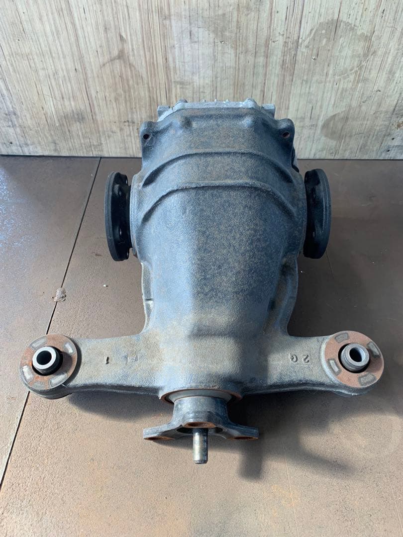 JZA80スープラ　後期 デフ　3.2ファイナルギア 8.5インチ