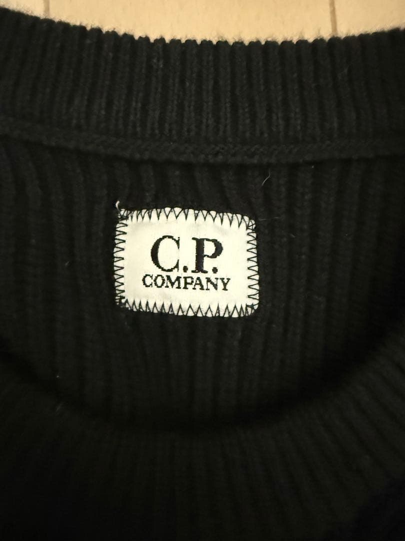 C.P. COMPANY ブラックニット