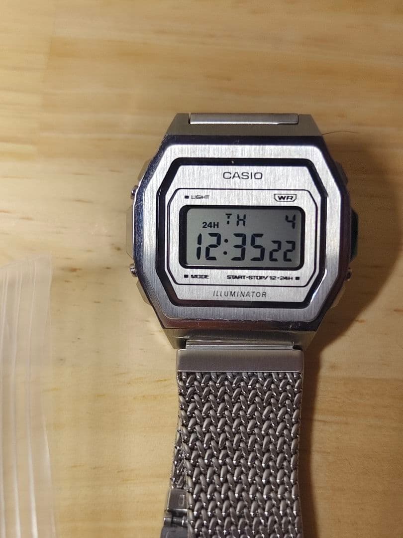 CASIO ILLUMINATOR デジタル腕時計 メッシュバンド
