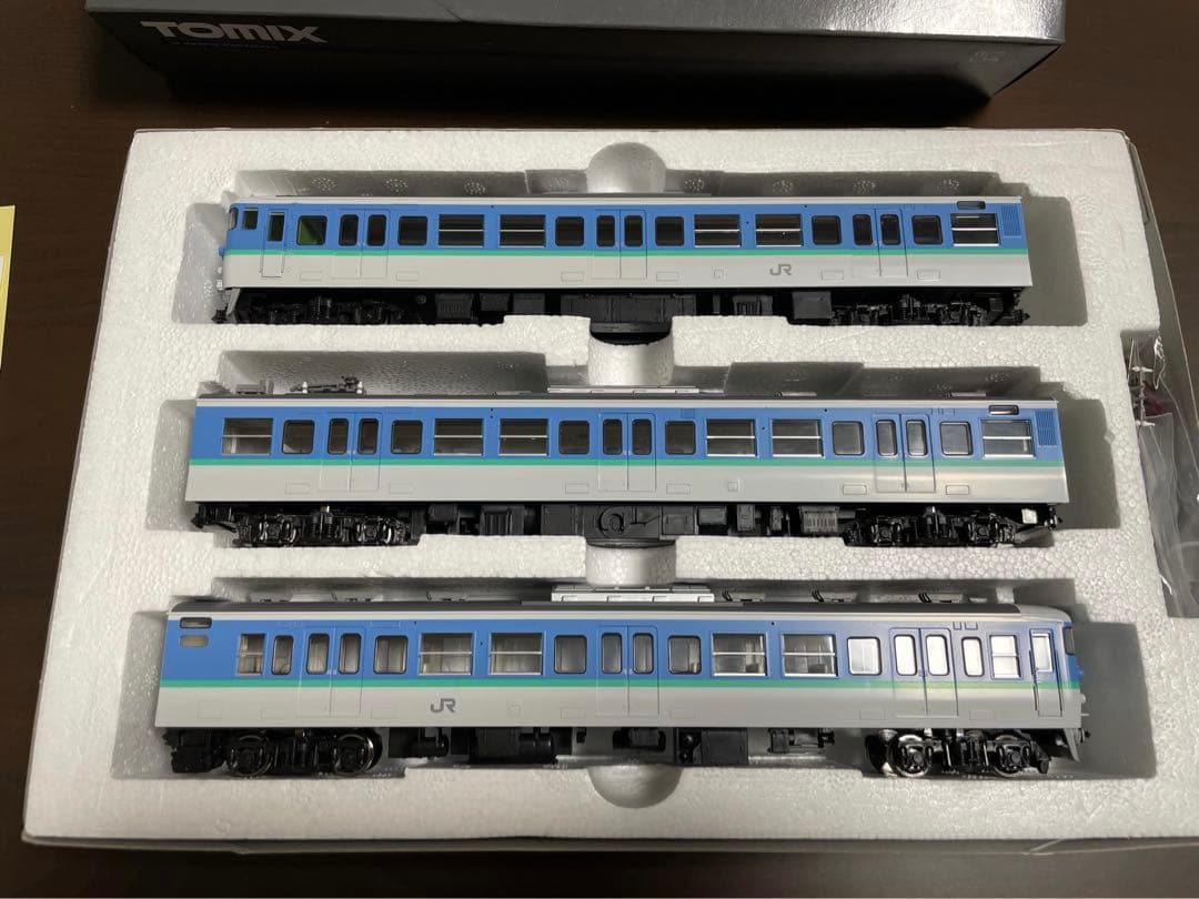 TOMIX 115系1000番台　長野色　HO-077