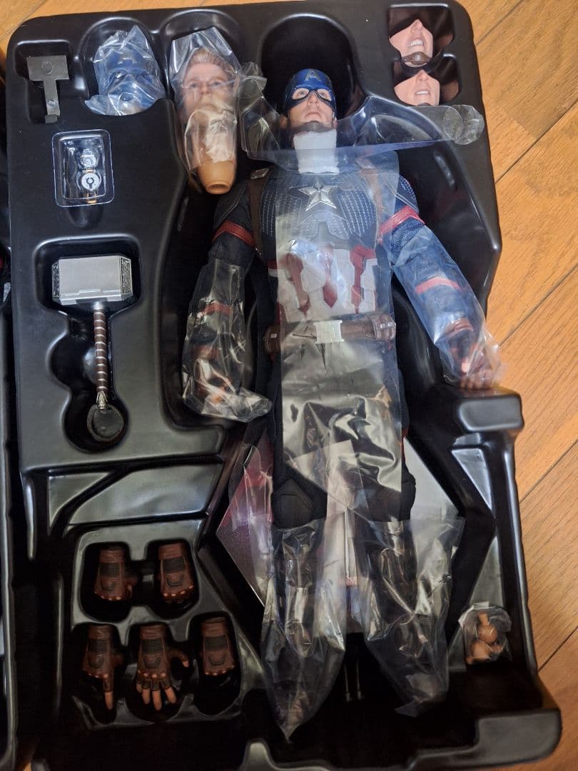 ズ*ン様 ホットトイズ　キャプテンアメリカ　マイティソー　エンドゲーム　セット
