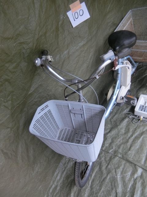 100：ブリヂストン　電動アシスト三輪車　ジャンク引取限定：埼玉県所沢市