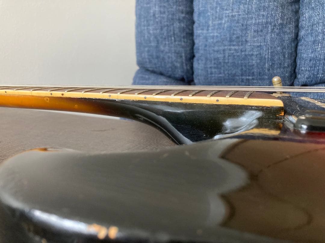 Mosrite1965年製The Ventures Model（ピックアップ交換