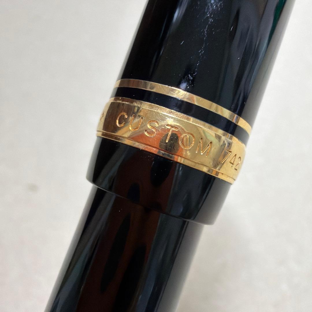 PILOT パイロット Custom カスタム 742 万年筆 M ブラック