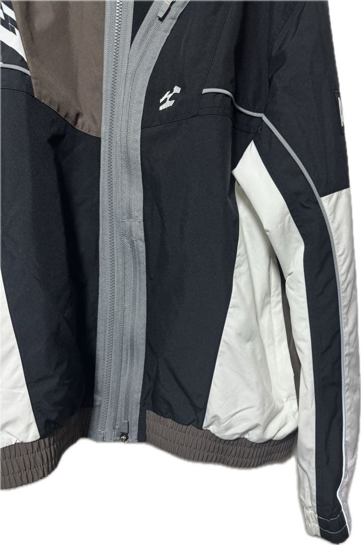 NIKE ACRONYM ナイロンジャケット