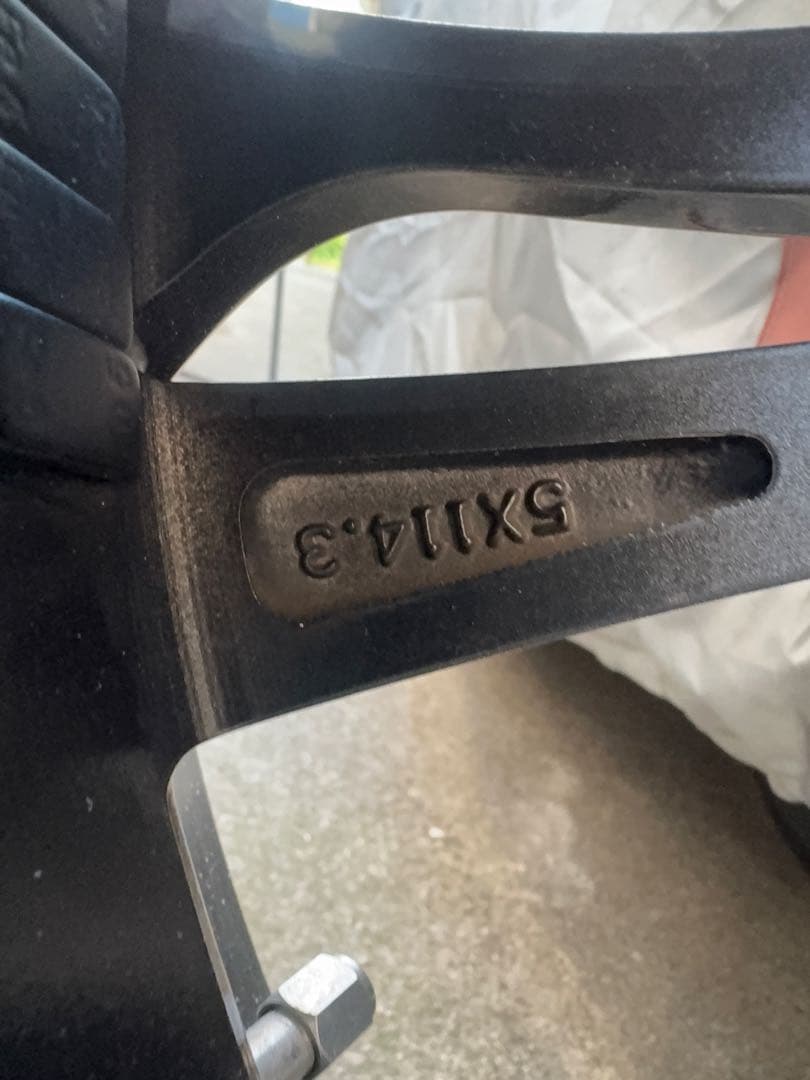 ユタカページレオニス グレイラβ20インチ8.5j p114.3 in35