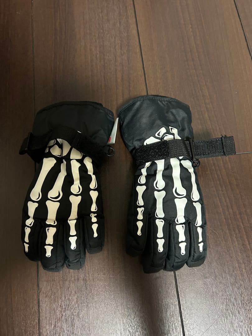 【美品・おまけ付】BURTONキッズスノーボードウェア上下セット