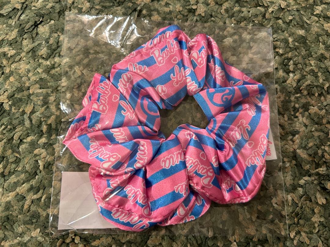 新品未開封 LANA アリーナツアー ライブ Tシャツ、シュシュ、ステッカー