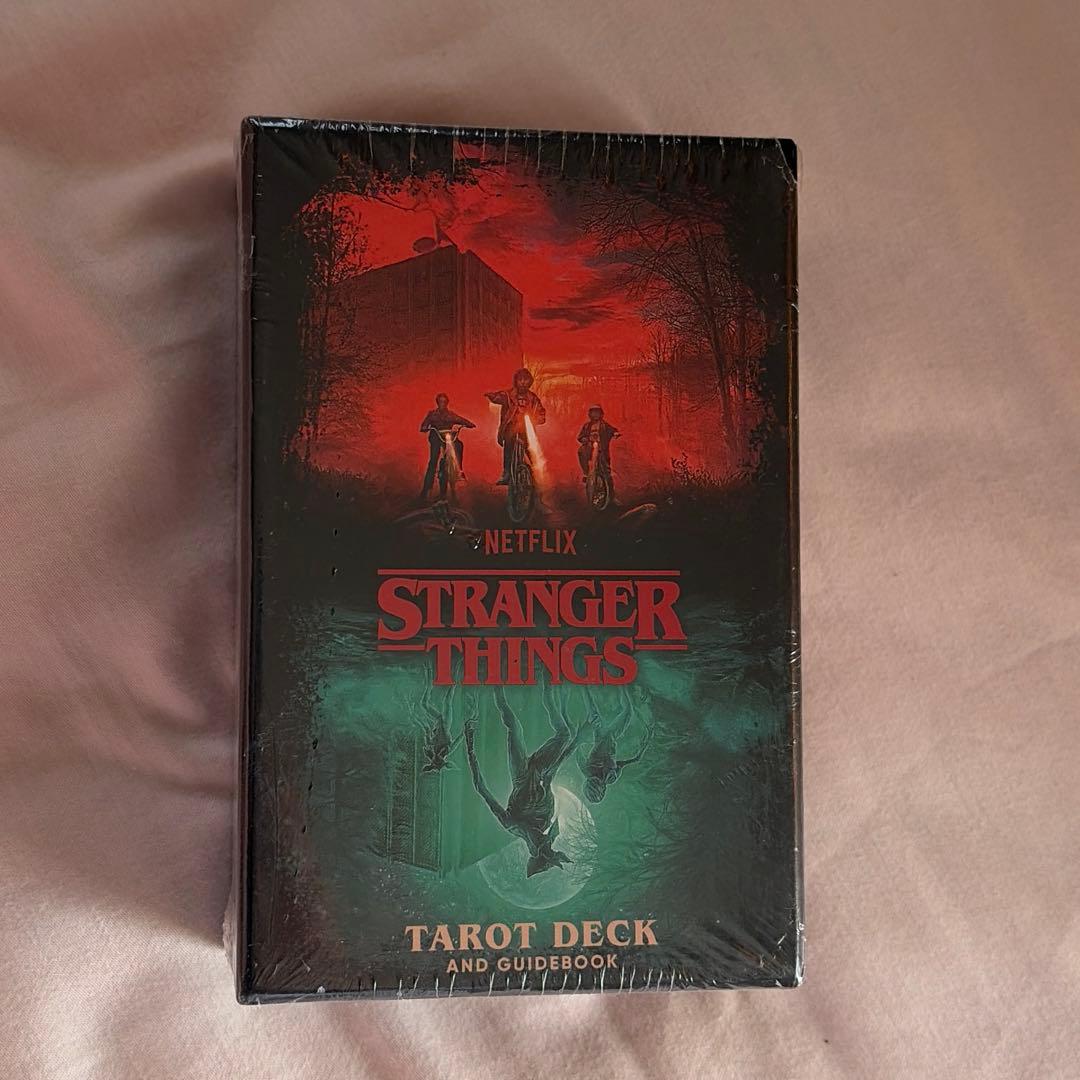 【新品】ストレンジャーシングス タロットカード STRANGER THINGS