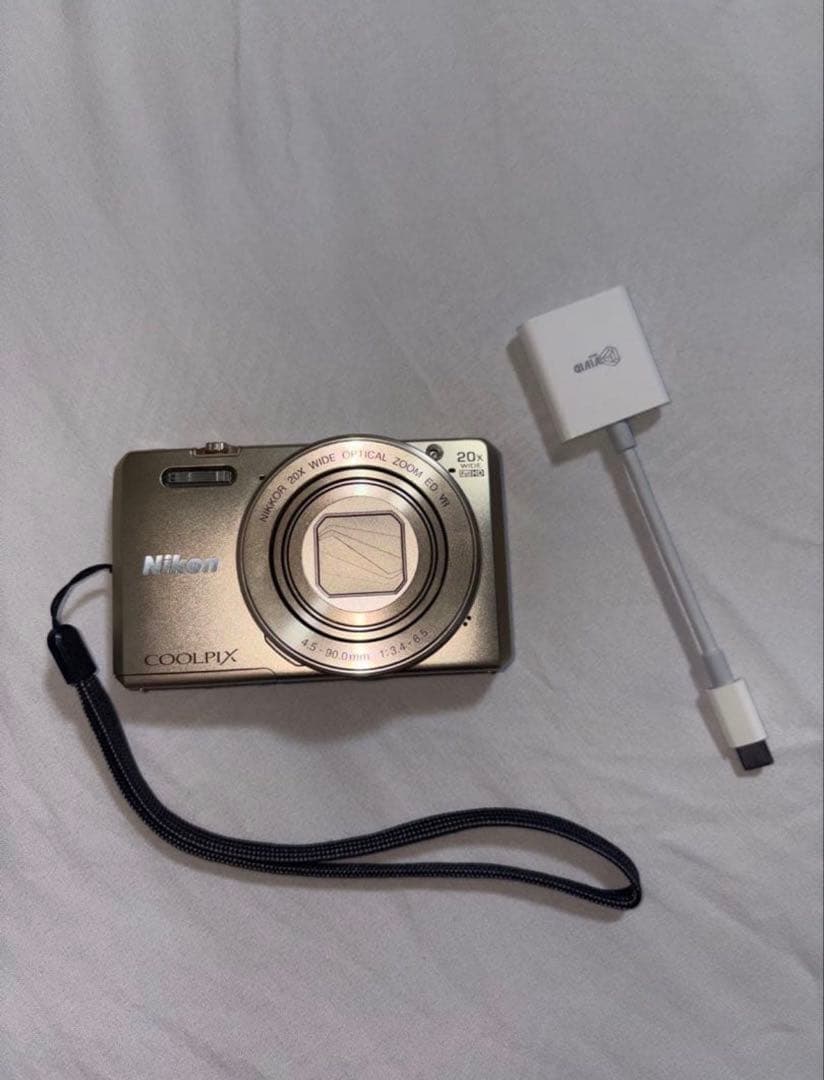 Nikon COOLPIX ゴールド s7000