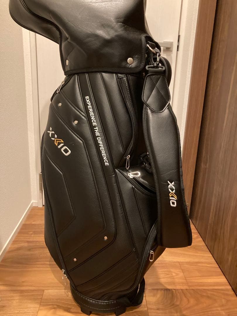 XXIO ゴルフキャディバッグ ブラック