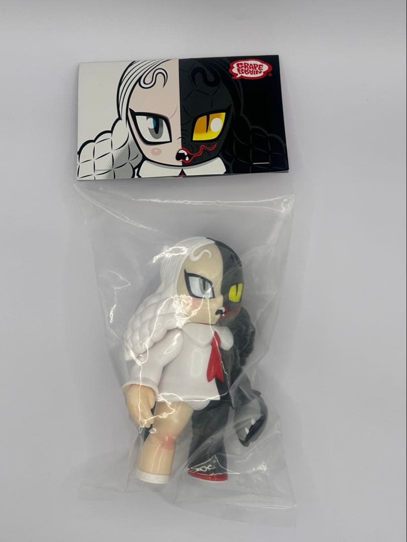 【希少】蜷局少女　みみみちゃん　1stカラー　GRAPEBRAIN