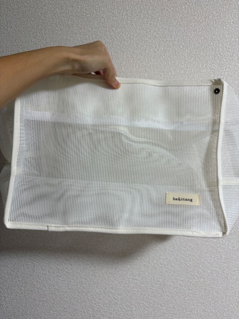 【ほぼ未使用】ba&ttang ベージュ キャリーバッグ　M カーベルト付き