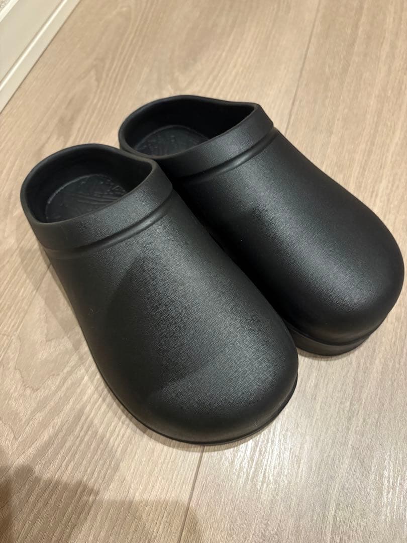 RACBAKI ブラック サボサンダルM