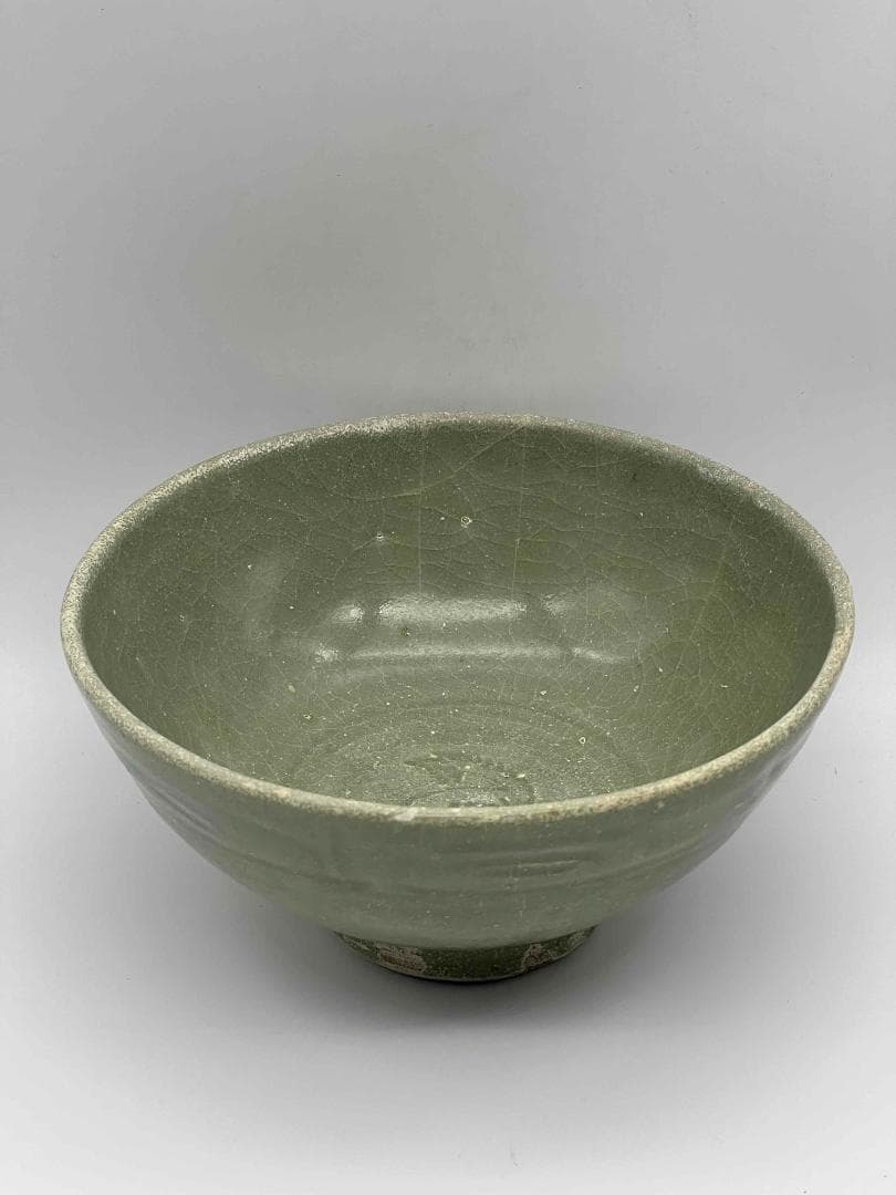 南宋時代～元時代　青磁 龍泉窯刻花唐草文碗　耀州窯皿　龍泉窯(C-76)