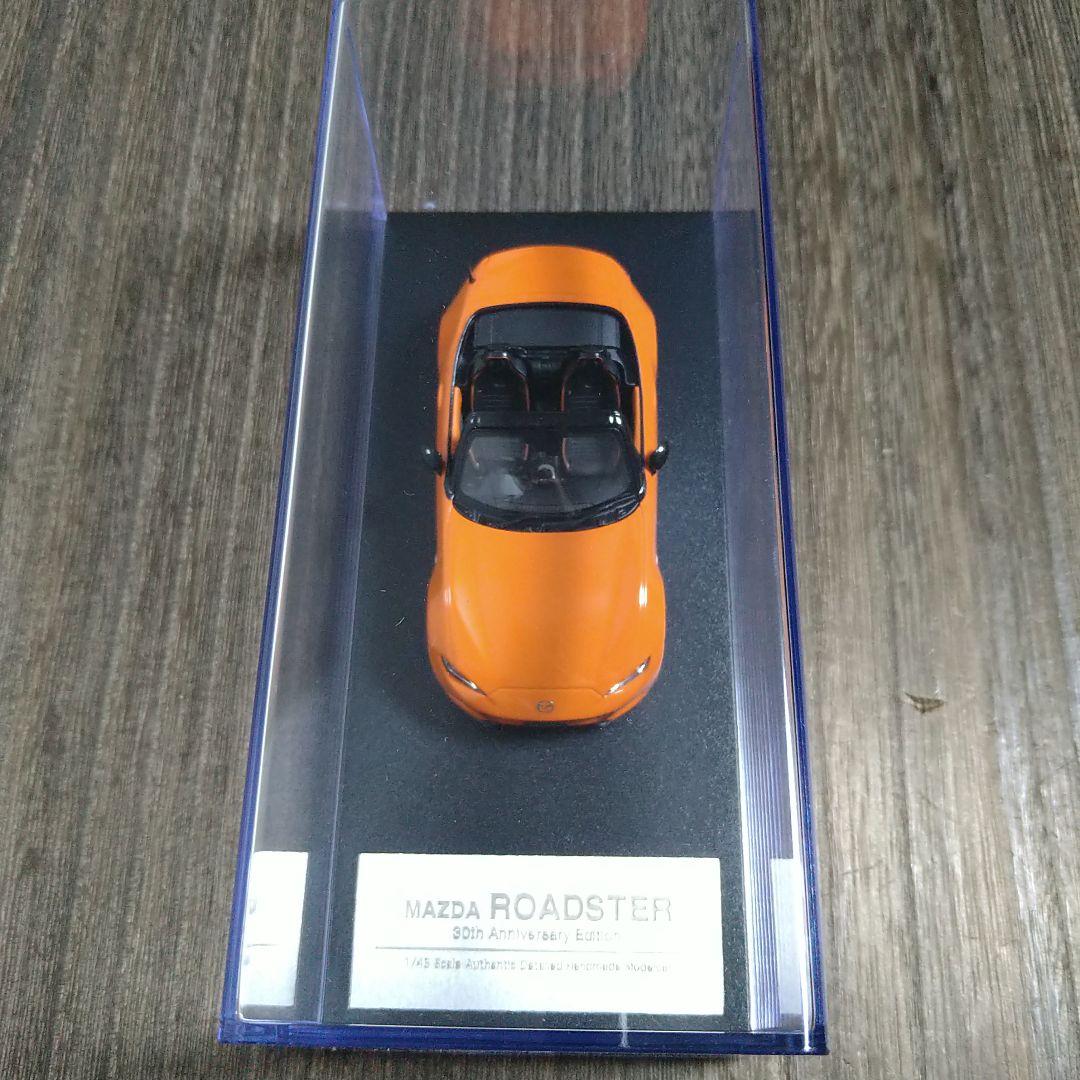 1/43 MAZDA マツダ　ND ロードスター 30周年記念車　モデルカー