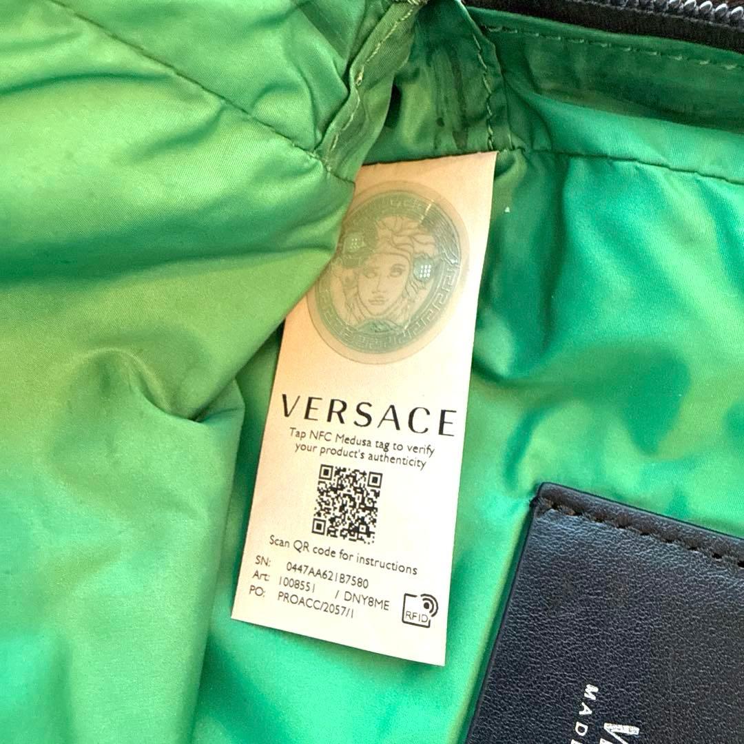 Versace ショルダーバッグ　ナイロン　ブラック