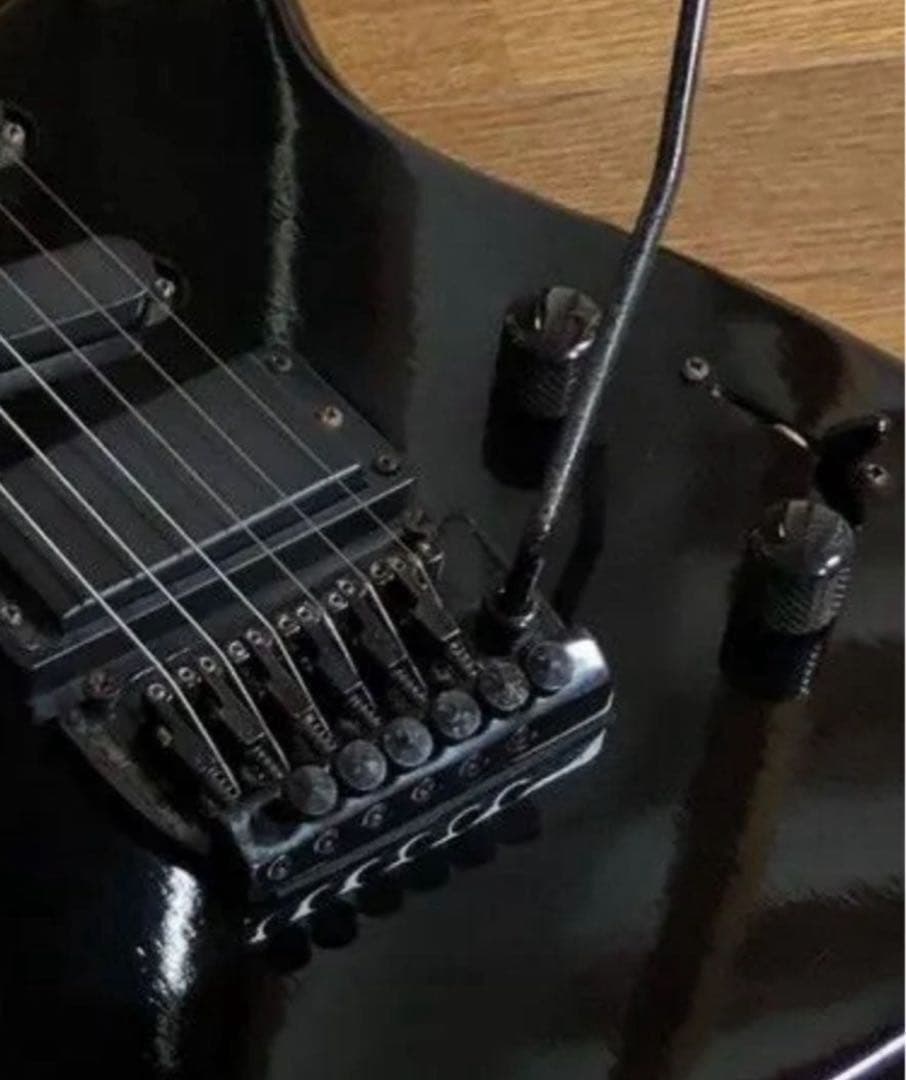 エレキギター　フロイドローズタイプ　黒