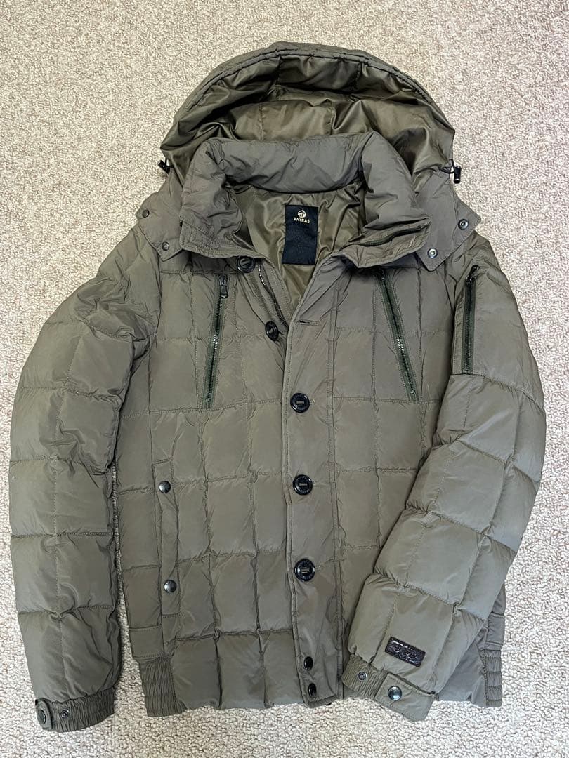 TATRAS オリーブ色 キルティングダウンジャケット