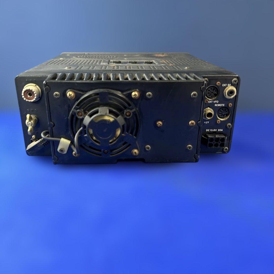 【ジャンク】TRIO SSB TRANSCEIVER TS-130S