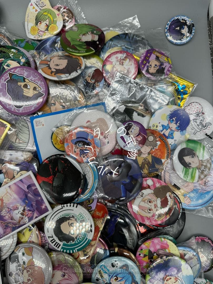 正規品 アニメ マンガ バラエティ 缶バッジ 約300点 まとめ売り