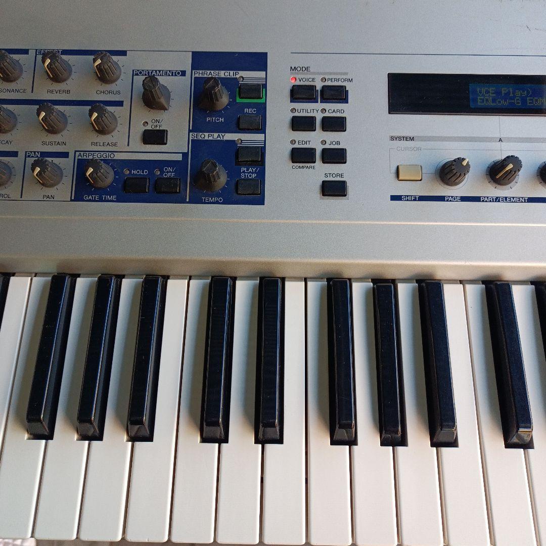 Yamaha CS6X シンセサイザー 61鍵