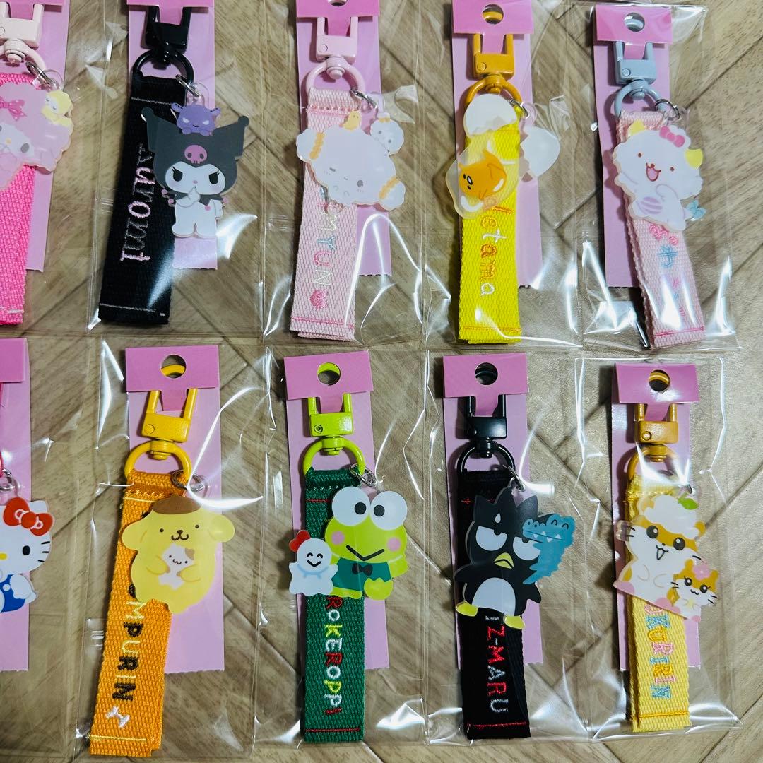サンリオ ロゴ刺繍 タグ キーホルダー 18個セット じゃらづけ プレゼント