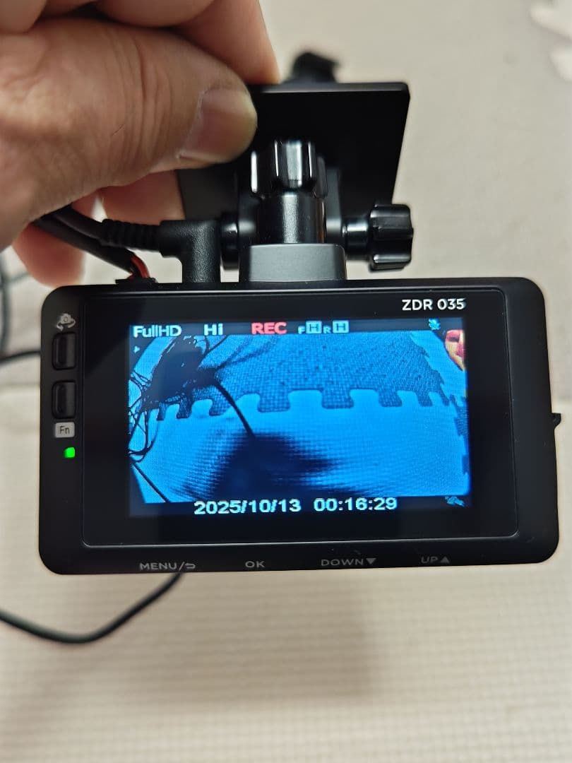 COMTEC ZDR 035 前後カメラドライブレコーダー 配線付き