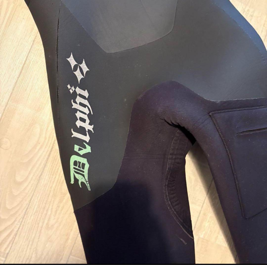 Delphi デルフィ　ウェットスーツ　セミドライ