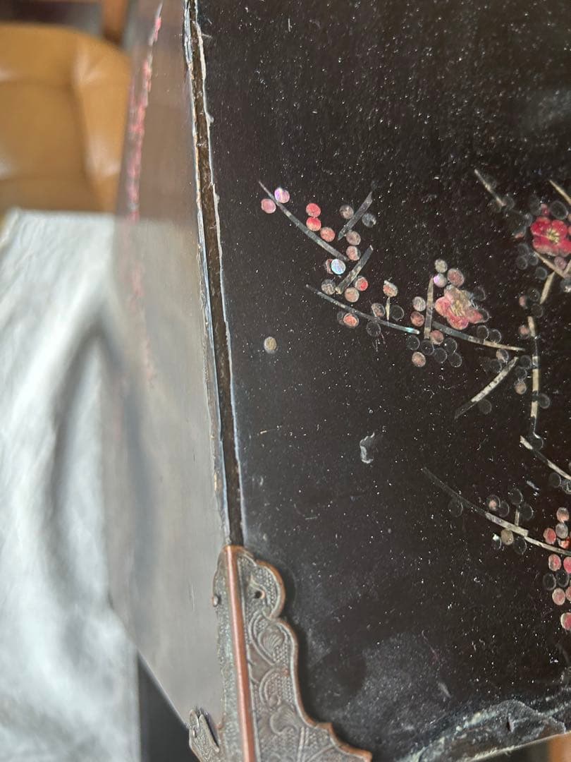 ② 螺鈿細工　小箪笥　アンティーク　難あり