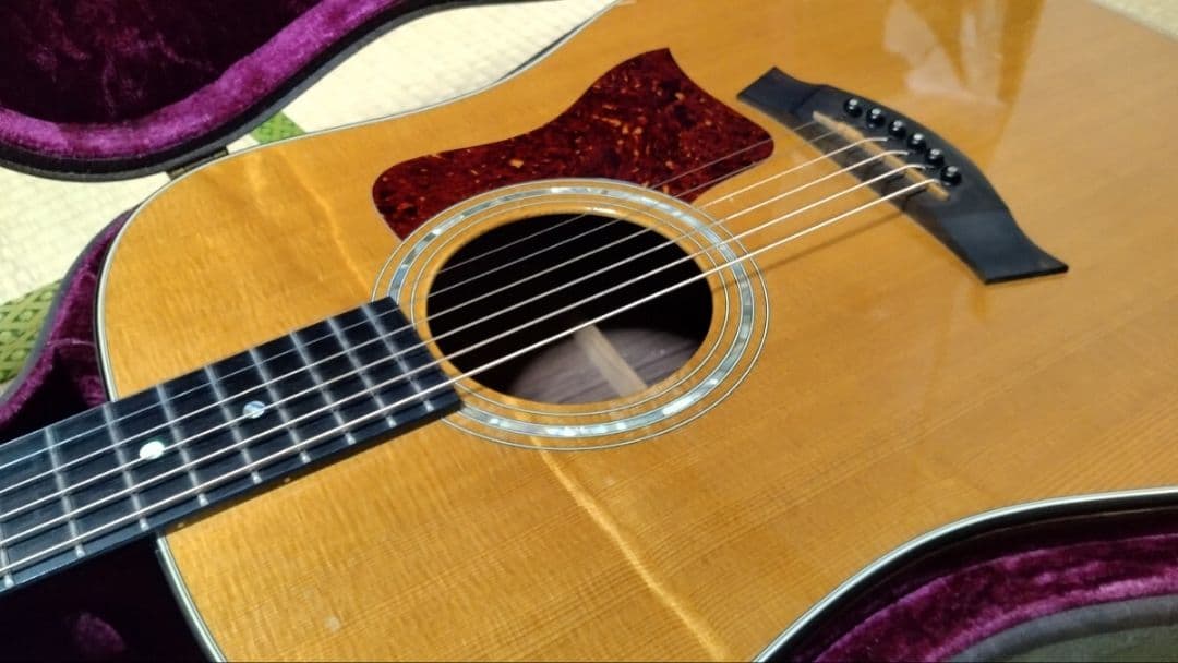 97年製 Taylor 710 セミヴィンテージ Fishmanピエゾ