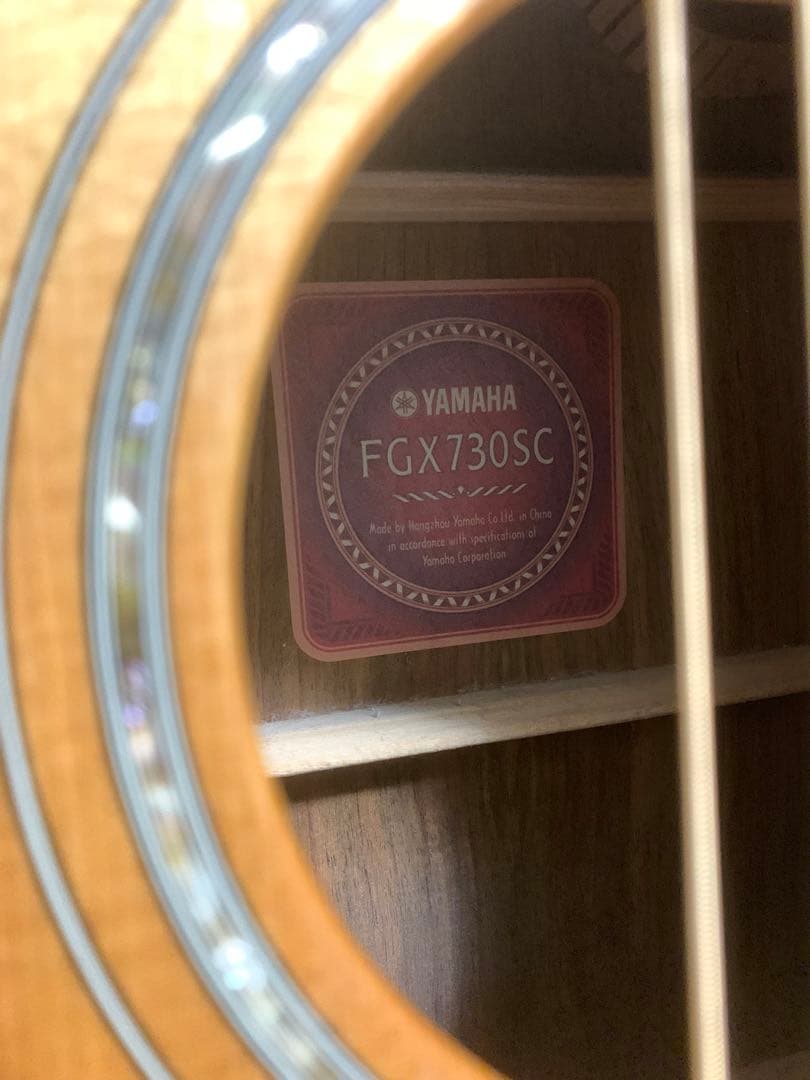 ヤマハFGX730SC トップ単板 スプルース サイド・バック ローズウッド合板