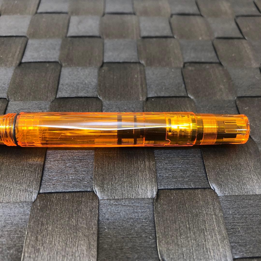 未使用TWSBI Diamond 540 万年筆 EFデモンストレータ オレンジ