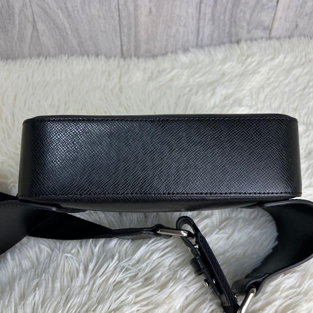 希少♡限定♡美品♡ヴィヴィアンウエストウッド AR オーブ ボディバッグ