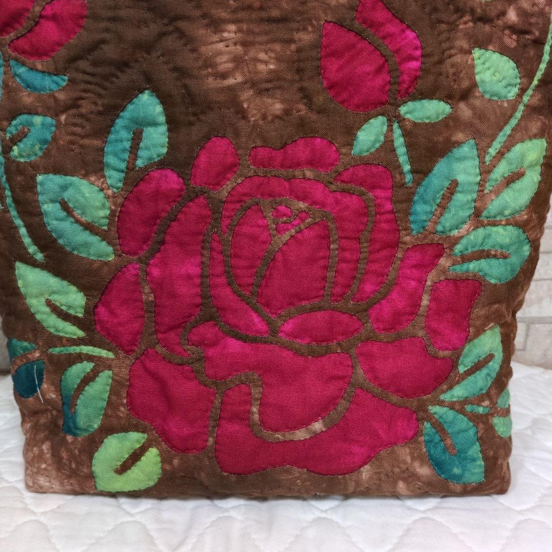 バラのハワイアンキルトバッグ　ハンドメイド