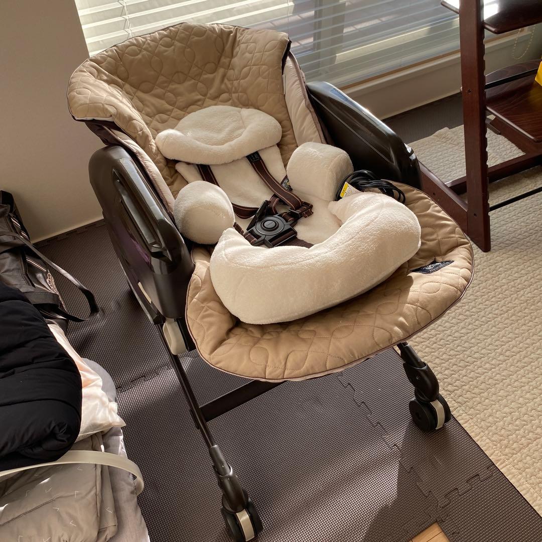 ネムリラ AUTO SWING ミルクティー　コンビ製