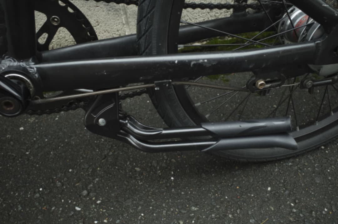 【福岡市現地引取限定】センタースタンド付き！内装３段ミニベロ