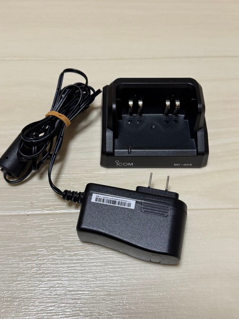 Icom IC-R15 受信機 急速充電器付き