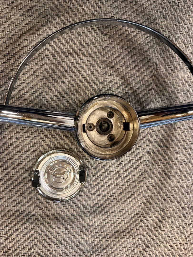 1964 インパラ　ステアリング　ホイール 黒