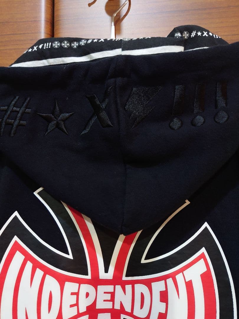 INDEPENDENT アイアンクロスパーカーLブラック美品インディペンデント