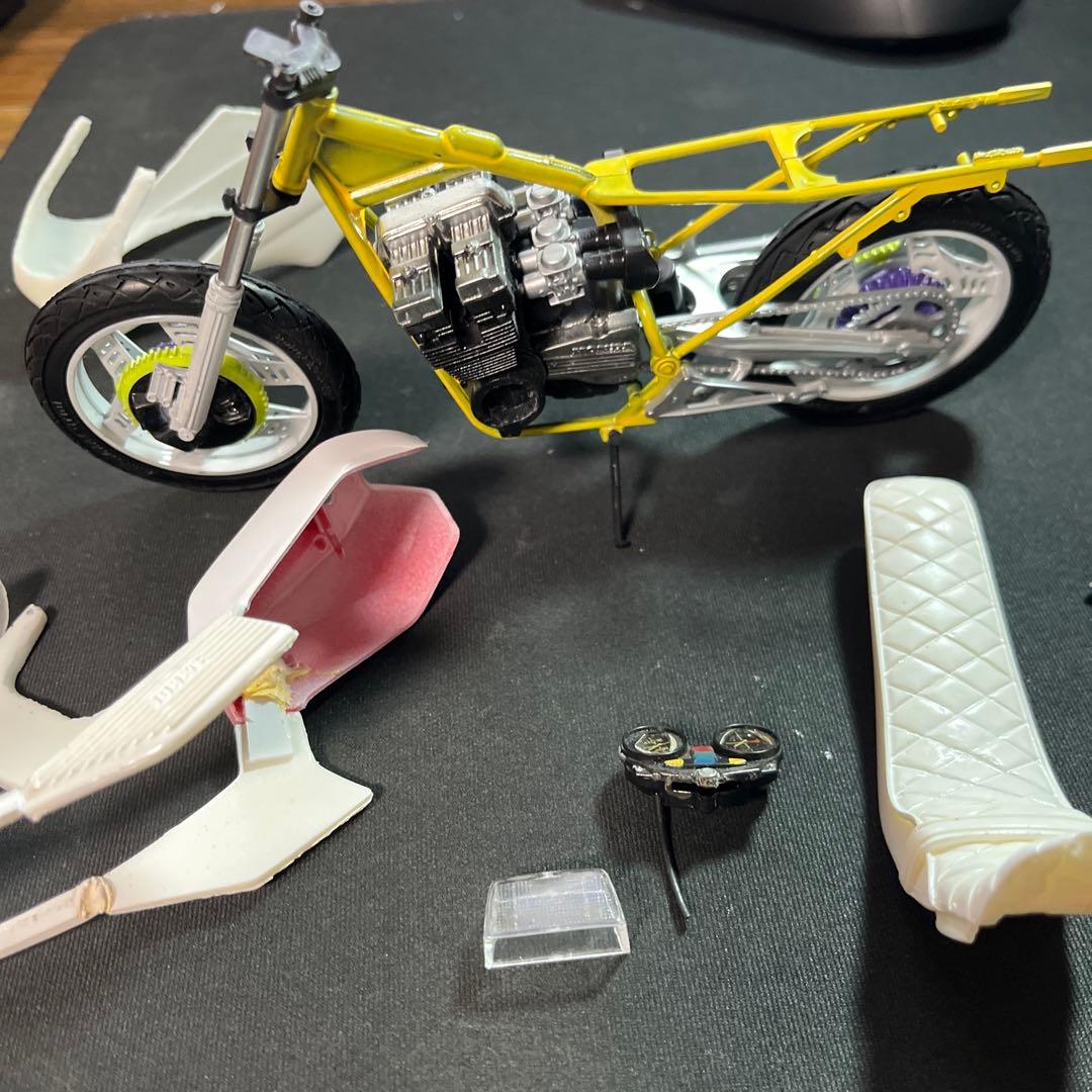 バイク プラモ 1/12 アオシマ レジン ジャンク CBX400F