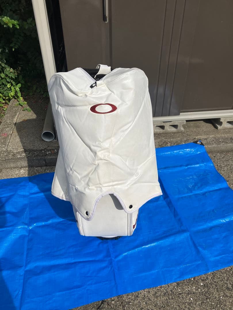 ゴ*3様 OAKLEY ゴルフバッグ・キャディバッグ ホワイト