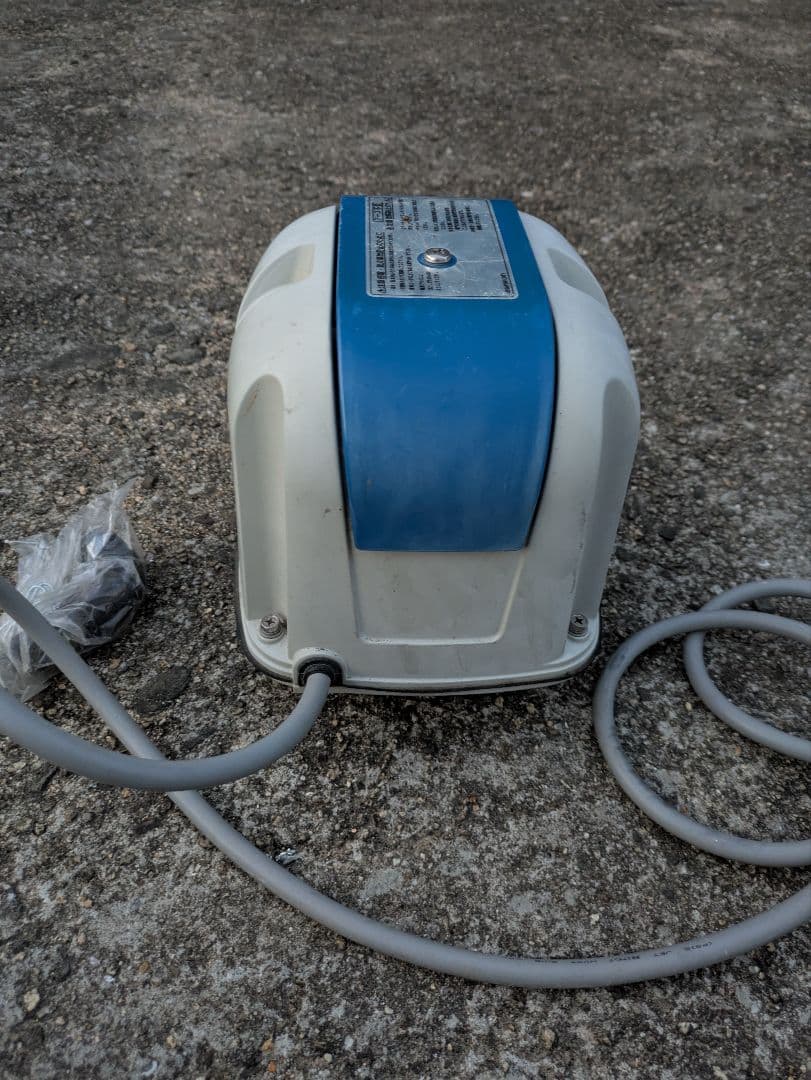 使用浅　動作品　電磁式エアーポンプ 定格風量100(L/min) TY-100