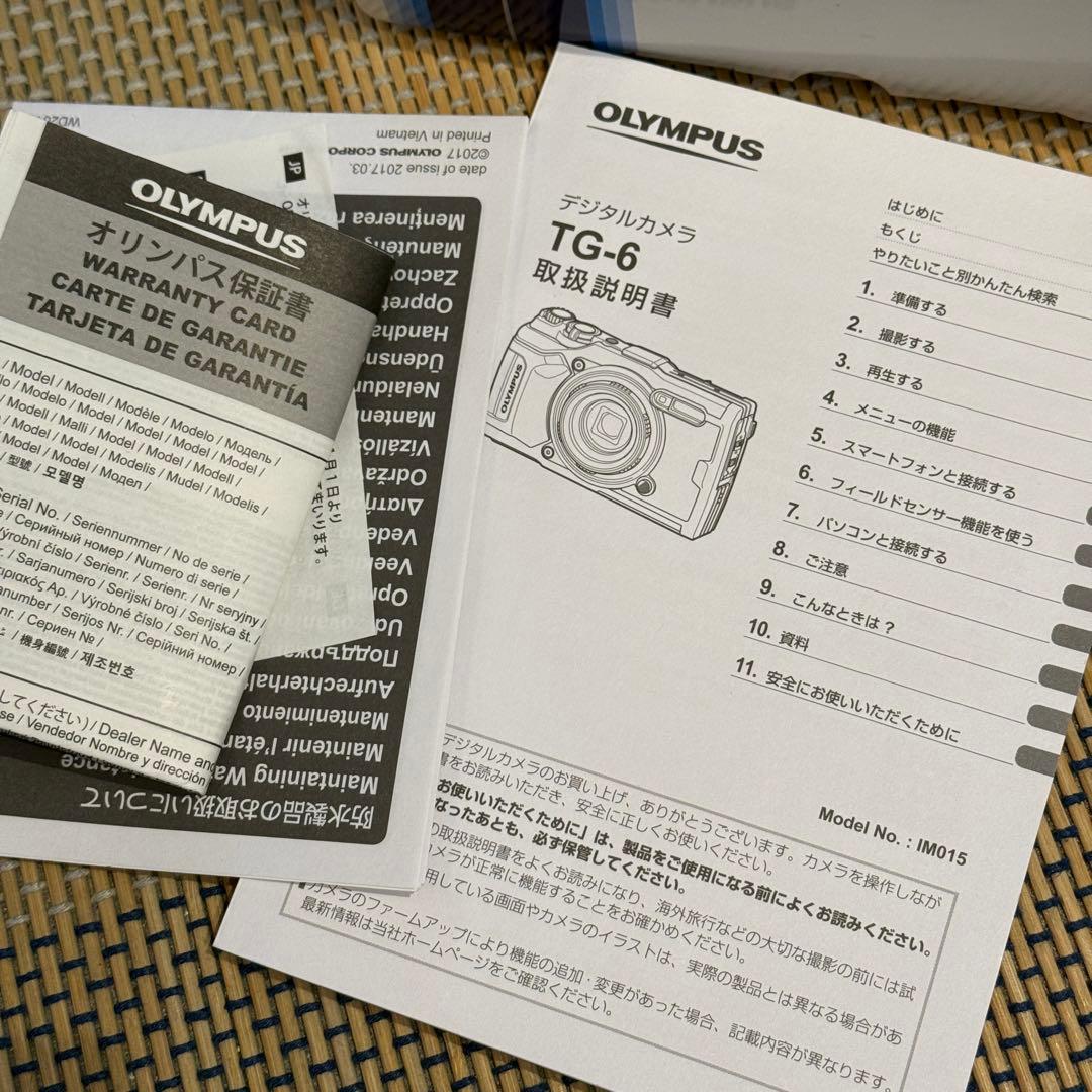 OLYMPUS Tough TG-6 レッド 本体と付属品