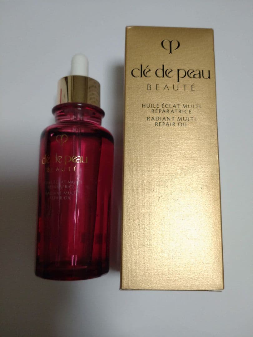 クレ・ド・ポー ボーテ ユイルレパラトゥリス