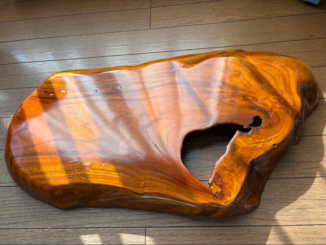 将棋の駒型木製　台つき、置物　天童