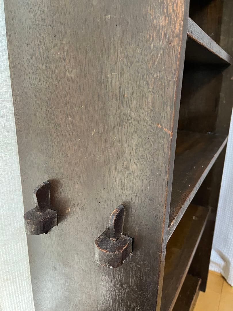 あ*た様 ヒビ割れあり　古い　本棚　くさび　136センチ　無垢　民藝　アンティー