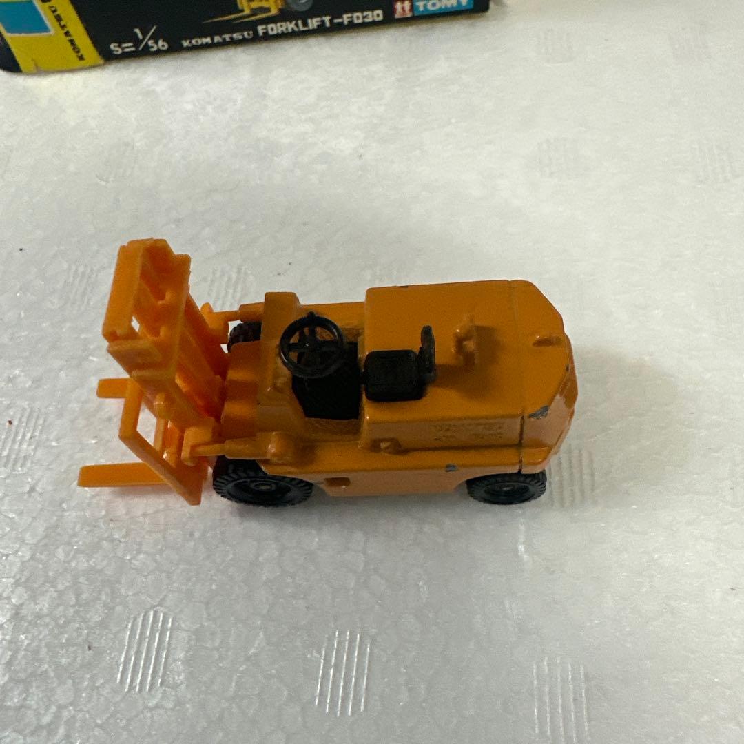 トミカ黒箱No.48 小松フォークリフトFO30