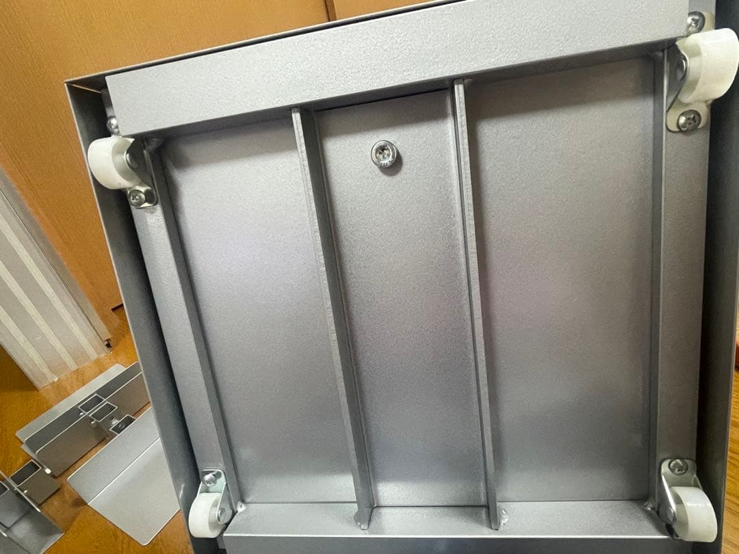 【美品】【送料込】足立製作所 ブックタワー ハイタイプ ds143