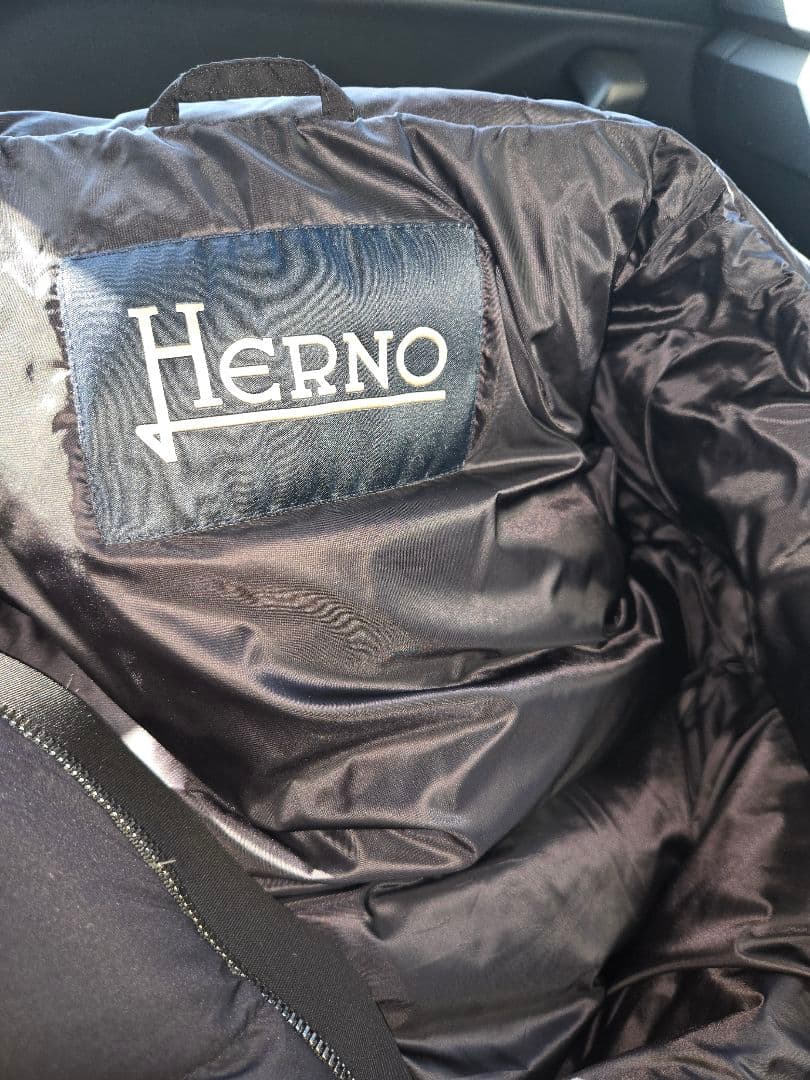 牛*乳様 【美品】ヘルノ HERNOハイテク フード付ダウンジャケット 48